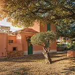 Estate Irianna 4 Bedroom Private Pool & 2 Bedroom Rhodes *