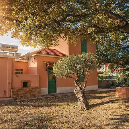 Estate Irianna 4 Bedroom Private Pool & 2 Bedroom Rhodes *